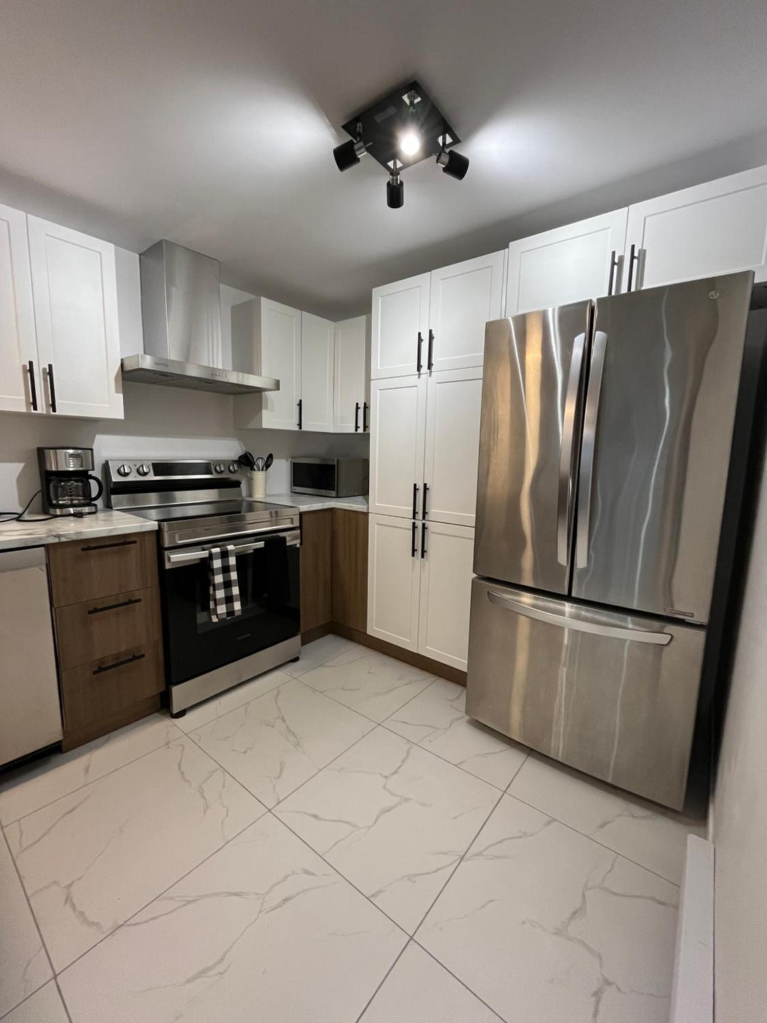 Luxuria, Unique En Ville Drummondville Exterior foto